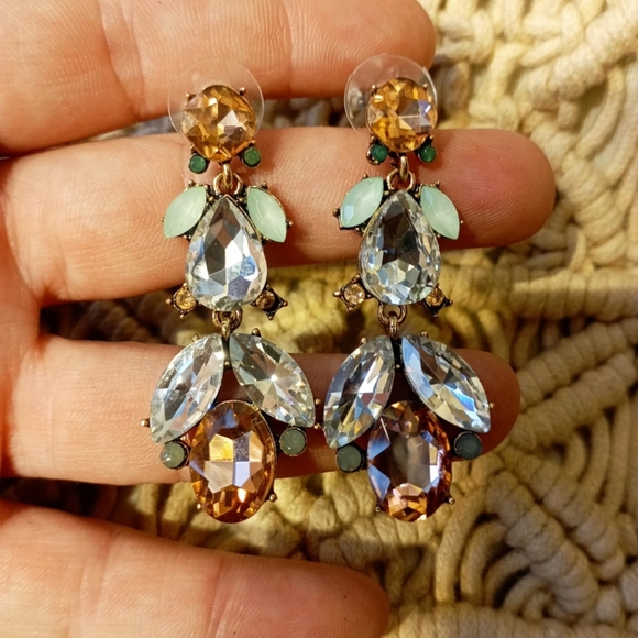 ✨NEW CRYSTAL EARRINGS COLLECTION✨ Pink Pastel Green and Gold Earrings - Picture 13 of 16